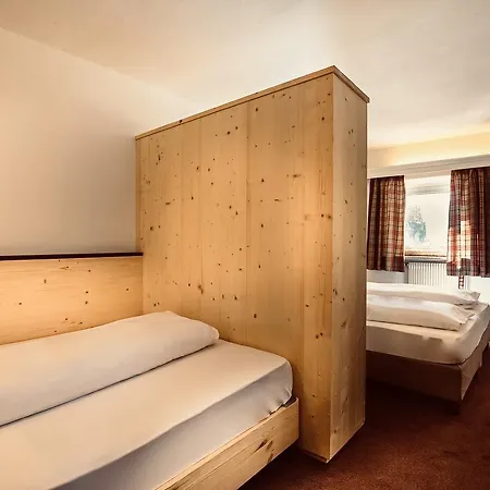 Hotel Cir 3*