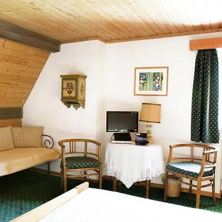 Hotel Cir 3*